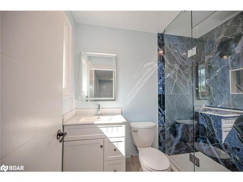 2269 Somers Boulevard, Innisfil, ON - Indoor Photo Showing Bathroom