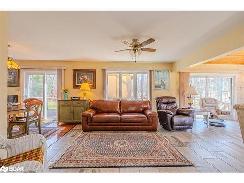 14808 12 Highway, Victoria Harbour, ON - Indoor Photo Showing Living Room