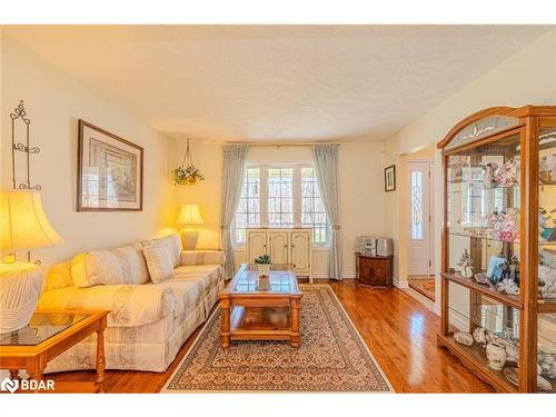 14808 12 Highway, Victoria Harbour, ON - Indoor Photo Showing Living Room