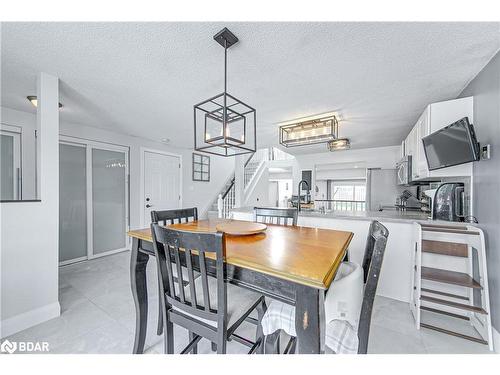 1 Columbia Road, Barrie, ON - Indoor Photo Showing Dining Room