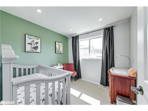 1 Columbia Road, Barrie, ON - Indoor Photo Showing Bedroom