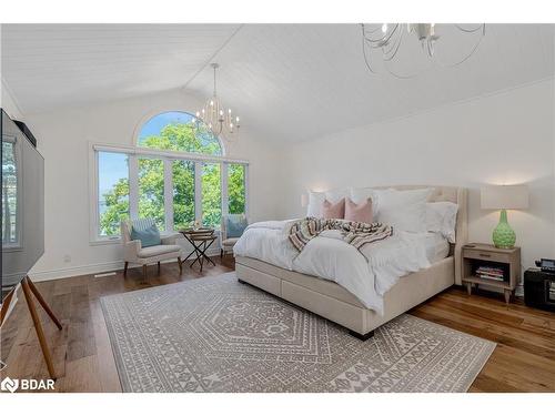 376 Brewery Lane, Orillia, ON - Indoor Photo Showing Bedroom