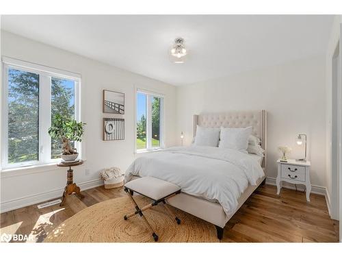 376 Brewery Lane, Orillia, ON - Indoor Photo Showing Bedroom