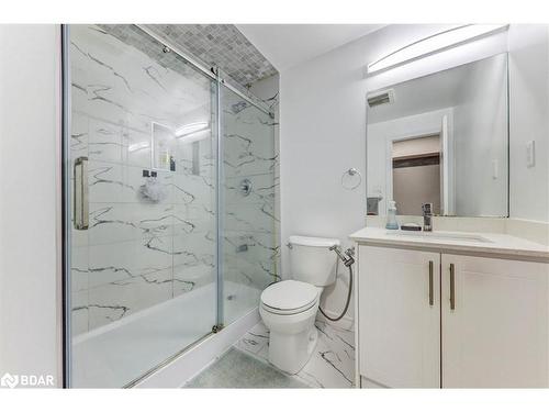 4 Kincaid Lane, Bath, ON - Indoor Photo Showing Bathroom