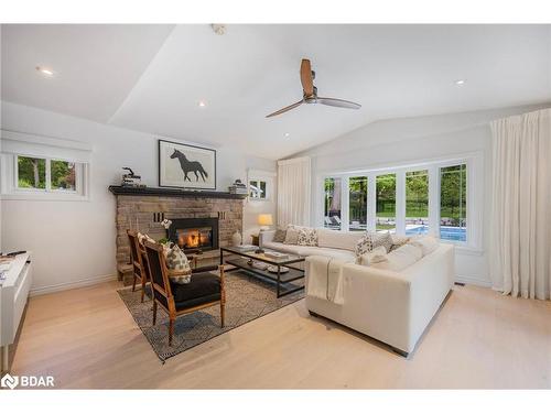 112 Collingwood Street, Barrie, ON - Indoor Photo Showing Living Room With Fireplace