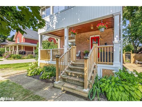 7 Thomson Street, Barrie, ON - Outdoor With Deck Patio Veranda