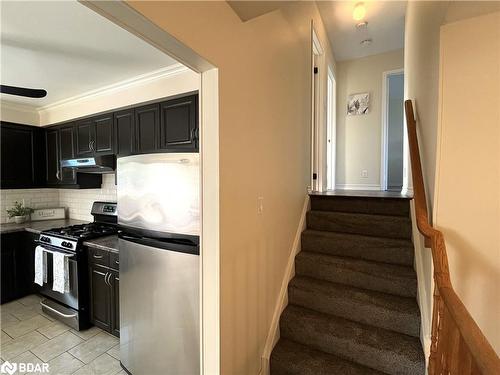 2 Carmichael Court, Orillia, ON - Indoor Photo Showing Kitchen