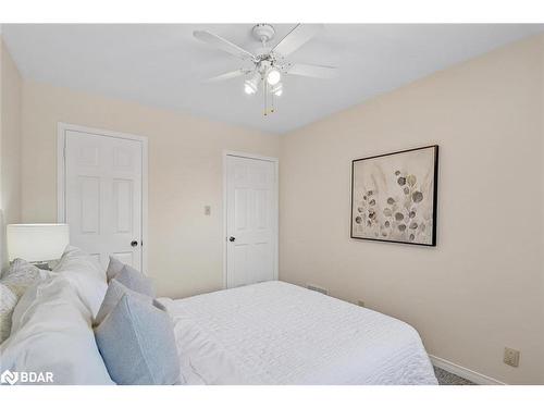 2 Carmichael Court, Orillia, ON - Indoor Photo Showing Bedroom