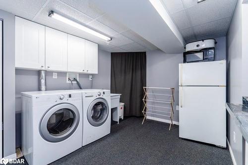 4000 Line 13, Oro-Medonte, ON - Indoor Photo Showing Laundry Room