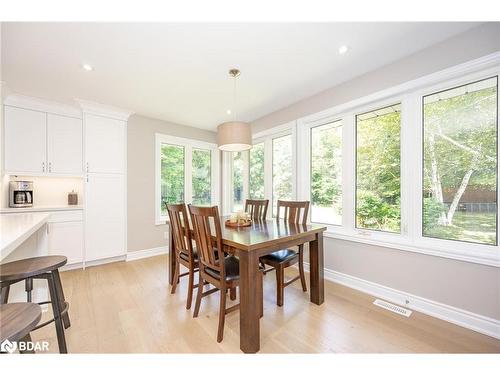 70 Copeland Creek Drive, Tiny, ON - Indoor Photo Showing Dining Room