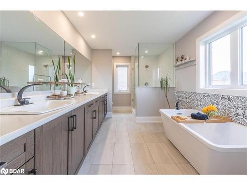 13 Rugman Crescent, Barrie, ON - Indoor Photo Showing Bathroom