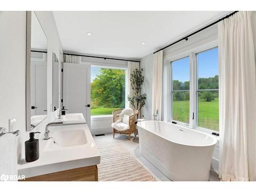 195851 Grey Road 7 Road, Kimberley, ON - Indoor Photo Showing Bathroom