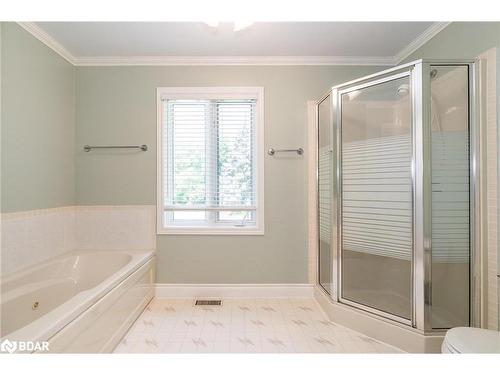 2087 Wilkinson Street, Innisfil, ON - Indoor Photo Showing Bathroom