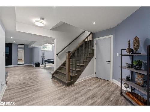 1648 Roslyn Avenue, Innisfil, ON - Indoor Photo Showing Other Room