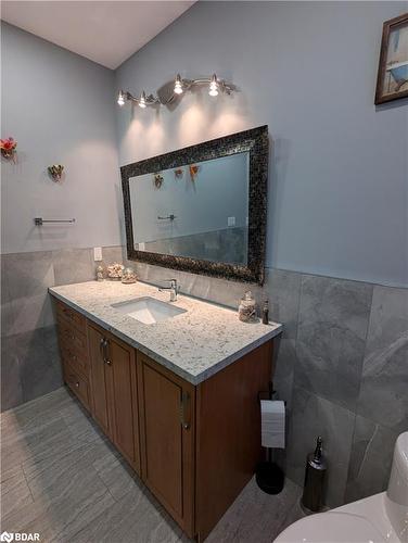 17 Middlebrook Road, Wasaga Beach, ON - Indoor Photo Showing Bathroom