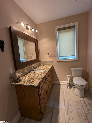 17 Middlebrook Road, Wasaga Beach, ON - Indoor Photo Showing Bathroom