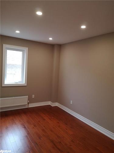 17 Middlebrook Road, Wasaga Beach, ON - Indoor Photo Showing Other Room