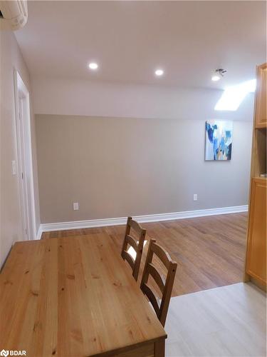 17 Middlebrook Road, Wasaga Beach, ON - Indoor