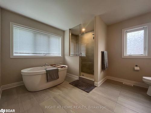 9 Middleton Drive Drive, Wasaga Beach, ON - Indoor Photo Showing Bathroom