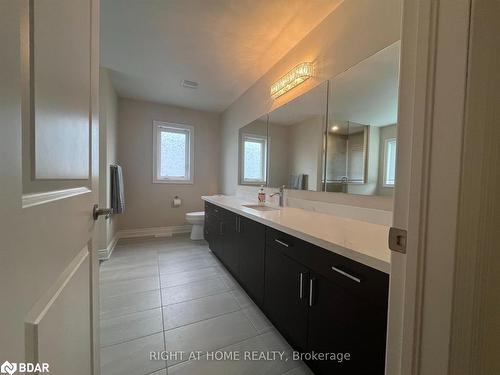 9 Middleton Drive Drive, Wasaga Beach, ON - Indoor Photo Showing Bathroom