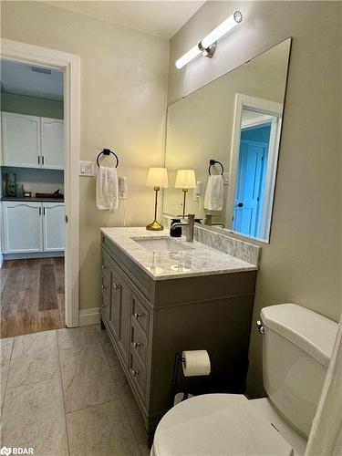 174 Pickett Crescent, Barrie, ON - Indoor Photo Showing Bathroom