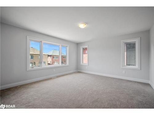 25 Corley Street, Lindsay, ON - Indoor Photo Showing Other Room