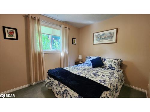 556 Leacock Drive, Barrie, ON - Indoor Photo Showing Bedroom