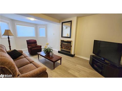 556 Leacock Drive, Barrie, ON - Indoor Photo Showing Living Room With Fireplace