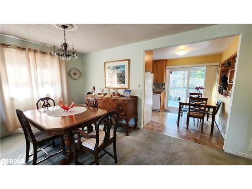 556 Leacock Drive, Barrie, ON - Indoor Photo Showing Dining Room