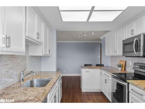 808-65 Ellen Street, Barrie, ON - Indoor Photo Showing Kitchen With Upgraded Kitchen