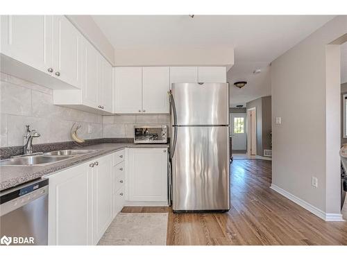 35 Bartor Boulevard, Barrie, ON - Indoor Photo Showing Kitchen With Double Sink