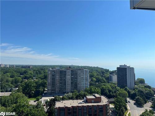 1702-370 Martha Street, Burlington, ON - Outdoor With View