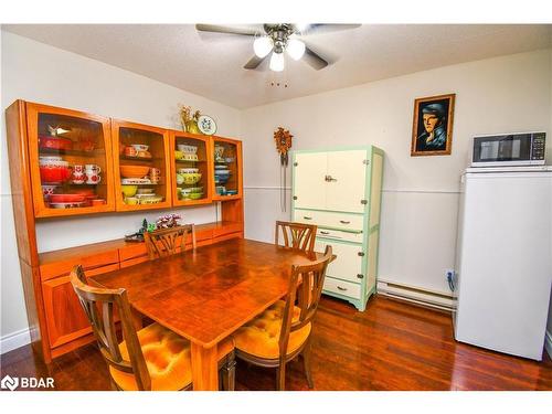 104-25 Meadow Lane, Barrie, ON - Indoor Photo Showing Dining Room