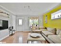 1231 10Th Line, Innisfil, ON  - Indoor Photo Showing Living Room 