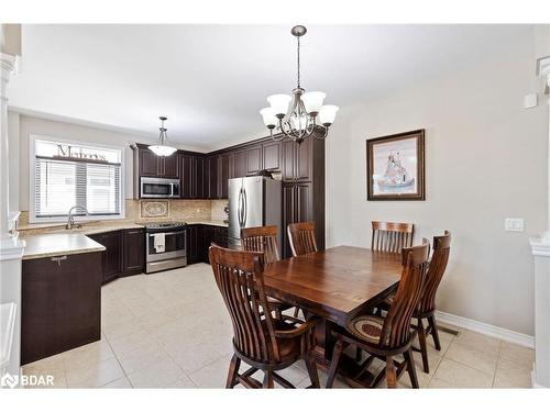 36 Meadowood Drive, Wasaga Beach, ON - Indoor Photo Showing Dining Room