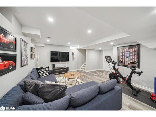 1001 Barton Way, Innisfil, ON - Indoor