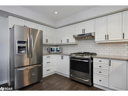 15 Carnoustie Lane, Port Severn, ON - Indoor Photo Showing Kitchen