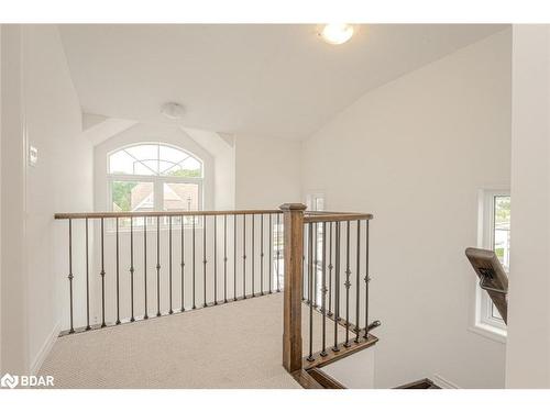 88 Village Gate Drive, Wasaga Beach, ON - Indoor Photo Showing Other Room