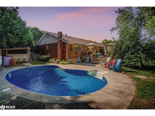 16 Smart Court, Collingwood, ON - Outdoor With In Ground Pool With Backyard