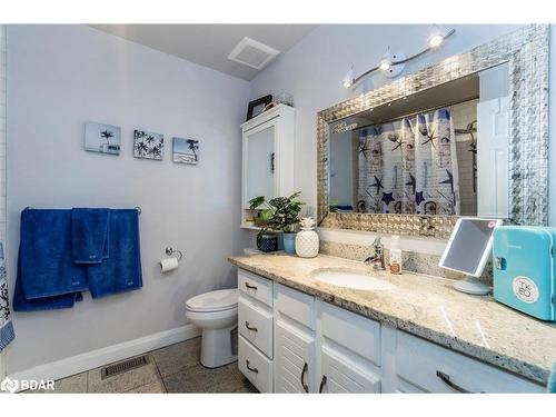 16 Smart Court, Collingwood, ON - Indoor Photo Showing Bathroom