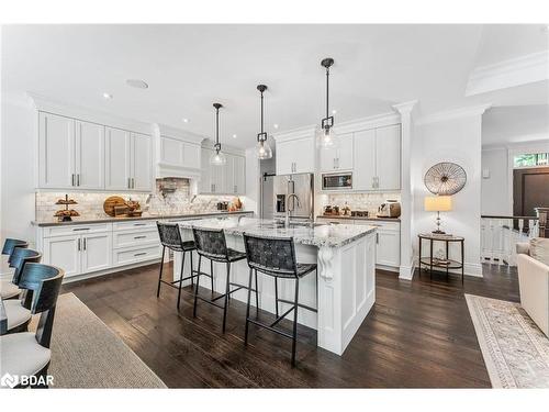 30 Black Creek Trail, Minesing, ON - Indoor Photo Showing Kitchen With Upgraded Kitchen