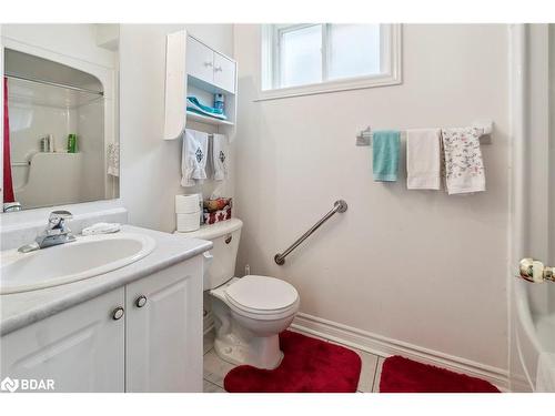 24 Todd Drive, Barrie, ON - Indoor Photo Showing Bathroom