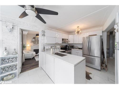 64 O'Shaughnessy Crescent, Barrie, ON - Indoor Photo Showing Kitchen With Double Sink