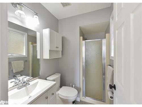 320 Park Street Street, Orillia, ON - Indoor Photo Showing Bathroom