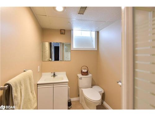 320 Park Street Street, Orillia, ON - Indoor Photo Showing Bathroom