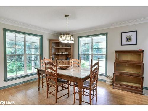 1390 Warminster Sideroad, Oro-Medonte, ON - Indoor Photo Showing Dining Room