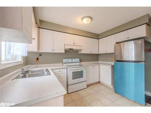 57 Nicole Marie Avenue, Barrie, ON - Indoor Photo Showing Kitchen With Double Sink