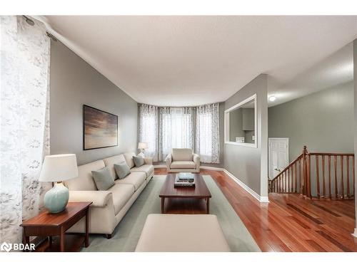 57 Nicole Marie Avenue, Barrie, ON - Indoor Photo Showing Living Room