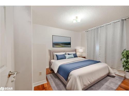 57 Nicole Marie Avenue, Barrie, ON - Indoor Photo Showing Bedroom