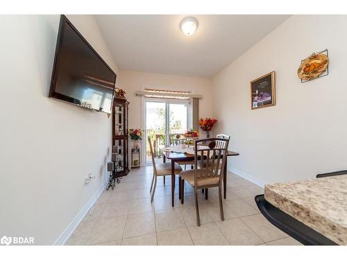 560 Brett Street, Shelburne, ON - Indoor Photo Showing Dining Room